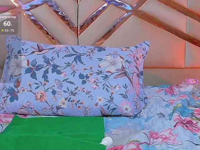 mommywebcam webcam