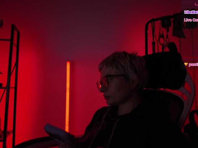 cybergoddess live sex show