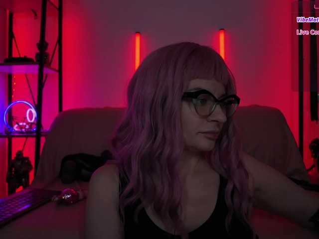 CyberGoddess live cam on BongaCams