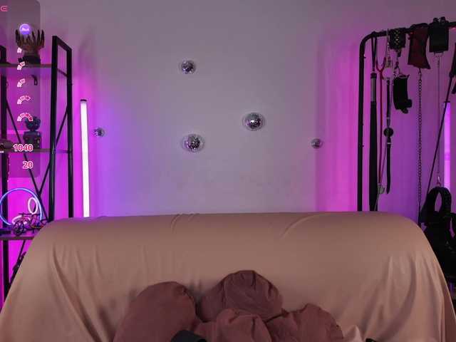 CyberGoddess live cam on BongaCams