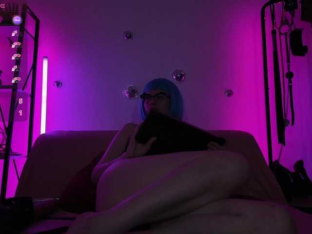CyberGoddess live cam on BongaCams