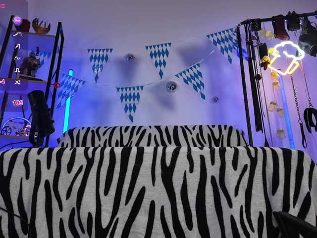 CyberGoddess live cam on BongaCams