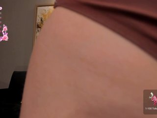 JuanitaClay Porn Show