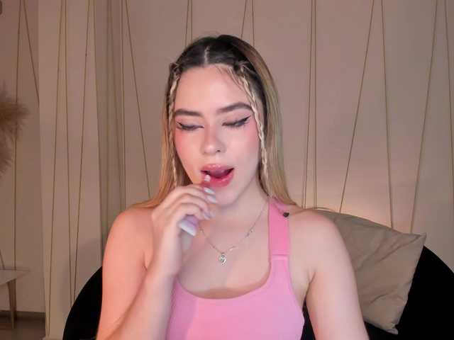 JuanitaClay