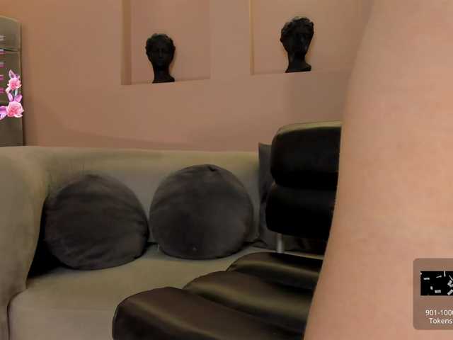 JuanitaClay live cam on BongaCams