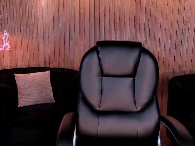 JuanitaClay live cam on BongaCams