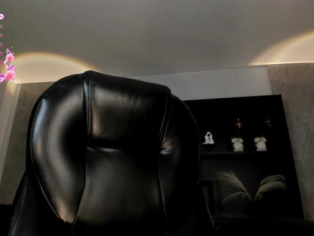 JuanitaClay live cam on BongaCams