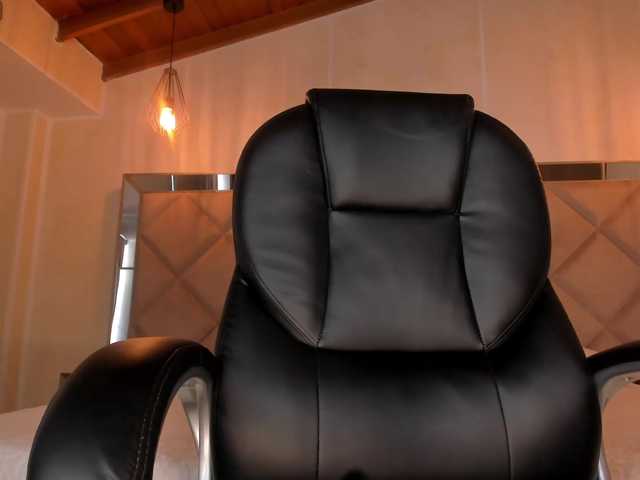 JuanitaClay live cam on BongaCams