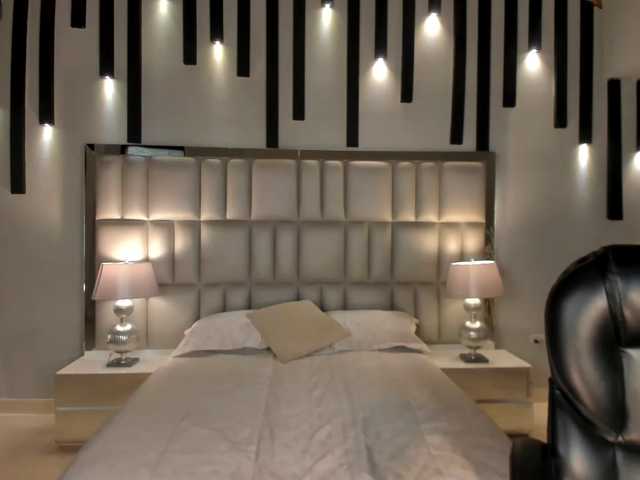 JuanitaClay live cam on BongaCams