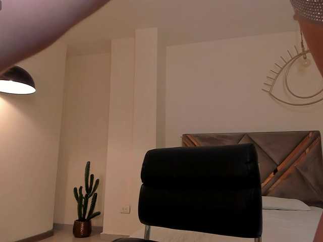 JuanitaClay live webcam show
