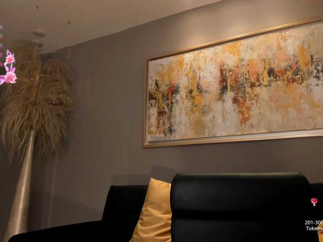 JuanitaClay live cam on BongaCams