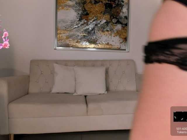 JuanitaClay live cam on BongaCams