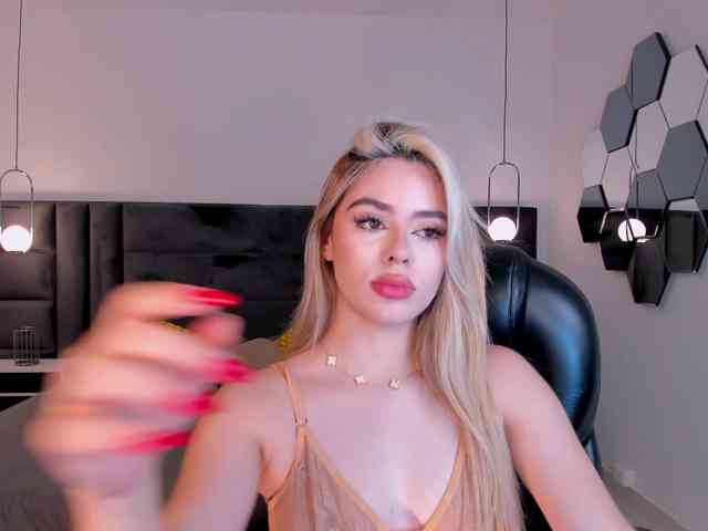JuanitaClay webcam