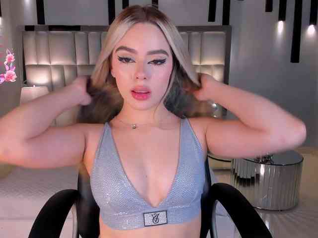 JuanitaClay webcam
