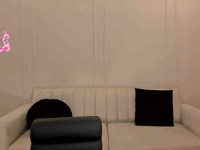 JuanitaClay webcam