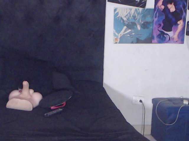 Darkiitty1 live cam on BongaCams