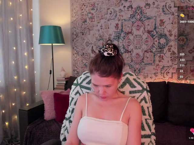 MyLittlegi live webcam show