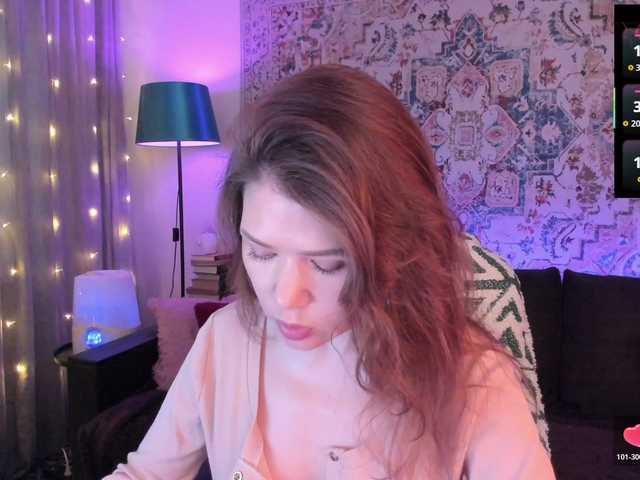 MyLittlegi live cam on BongaCams