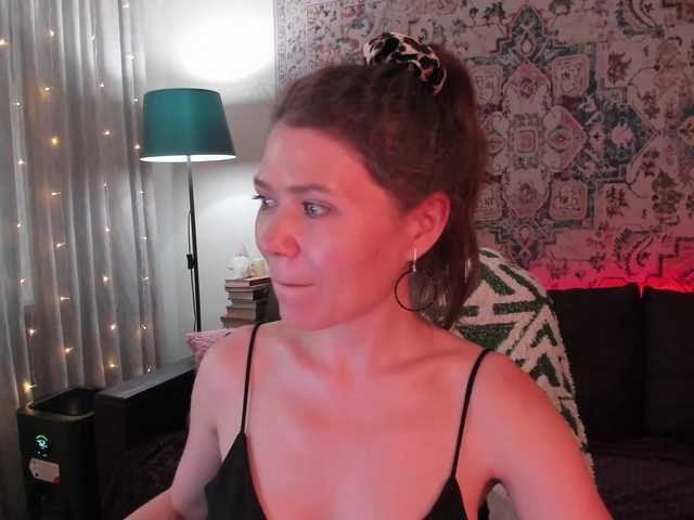 MyLittlegi live cam on BongaCams