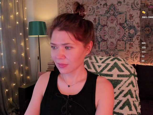 MyLittlegi live cam on BongaCams