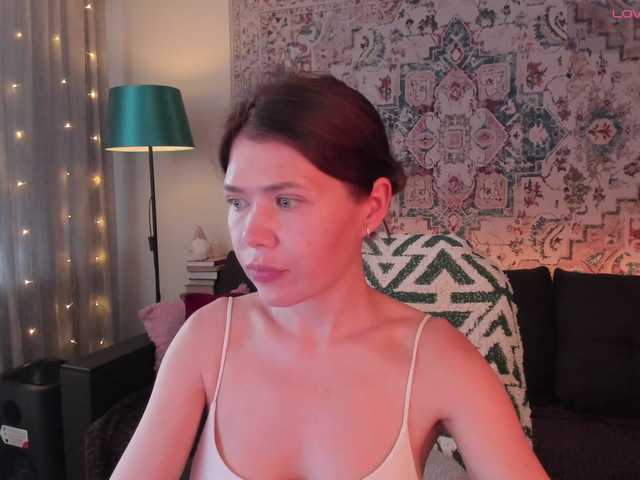 MyLittlegi live cam on BongaCams