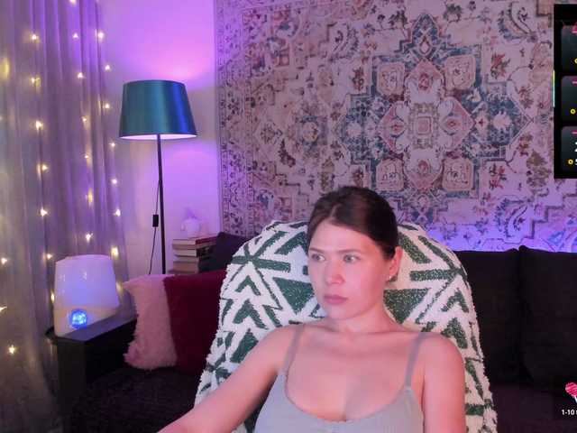 MyLittlegi, 29 y/o - Live Cam on BongaCams