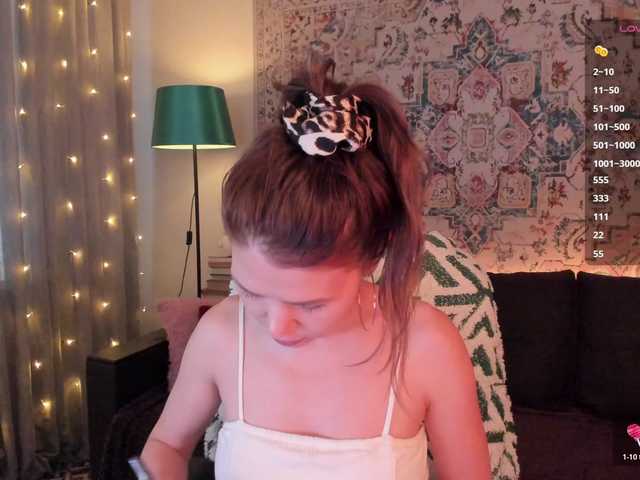 MyLittlegi live webcam show