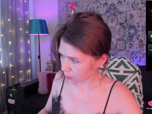 MyLittlegi live cam on BongaCams