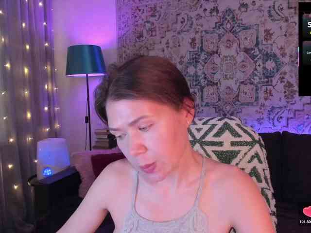 mylittlegi's live room
