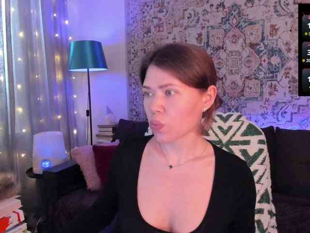 MyLittlegi Live Webcam on BongaCams