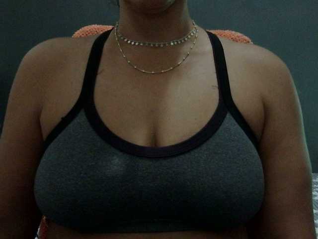 Volupmilf, 41 y/o - Live Cam on BongaCams