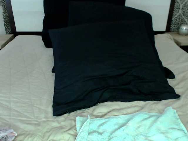 MissMila live webcam show