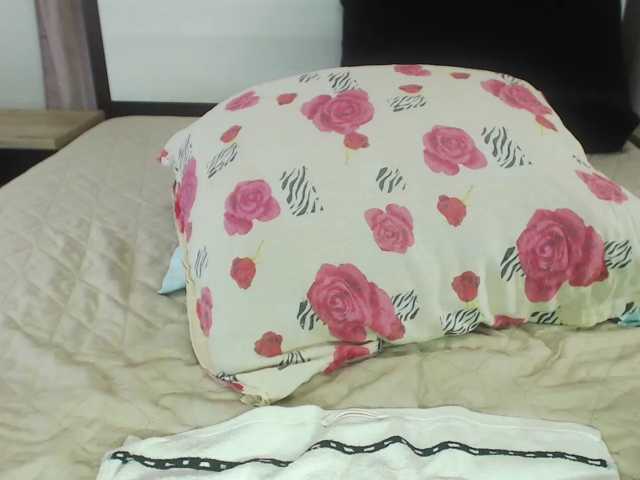 MissMila live cam on BongaCams