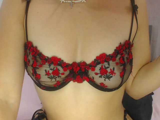 MissMila live cam on BongaCams