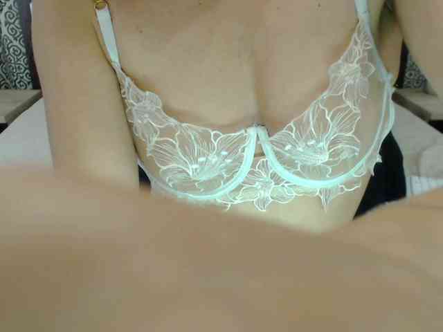 TastyMelanie webcam