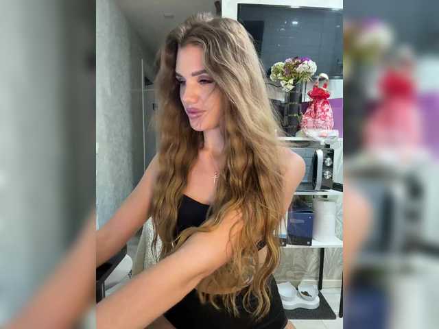 SweetyMia live cam