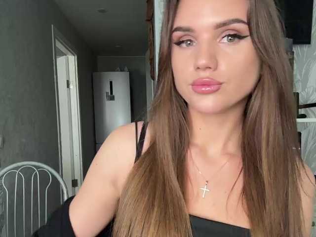  SweetyMia chat room