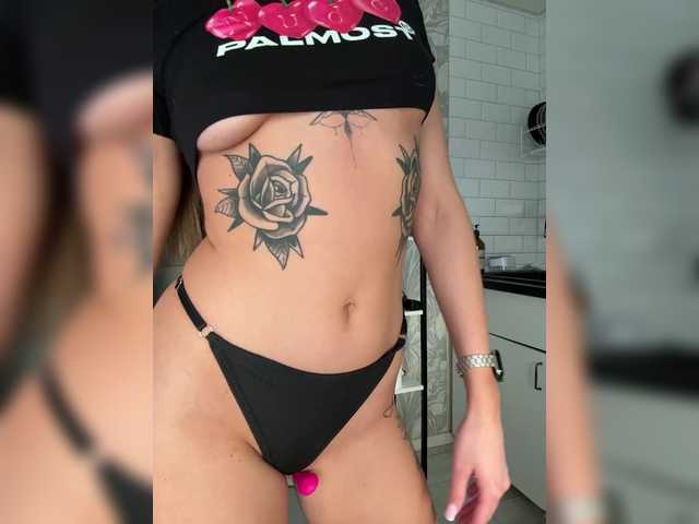  SweetyMia chat room