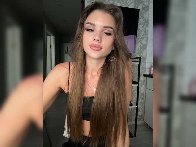секс с SweetyMia