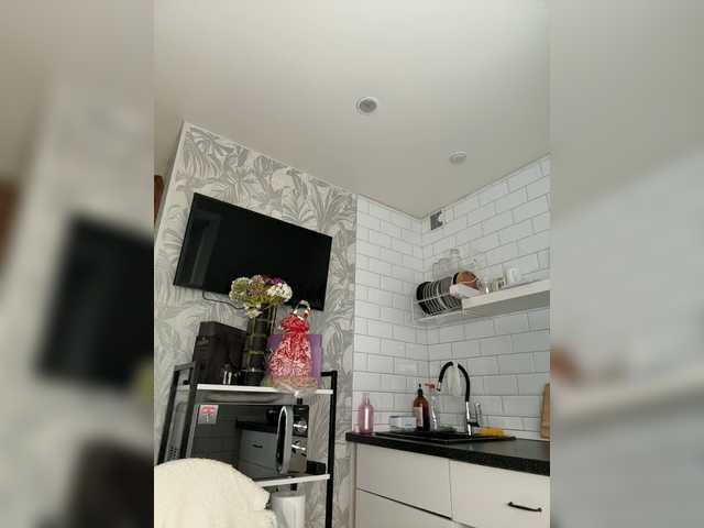 SweetyMia live cam on BongaCams
