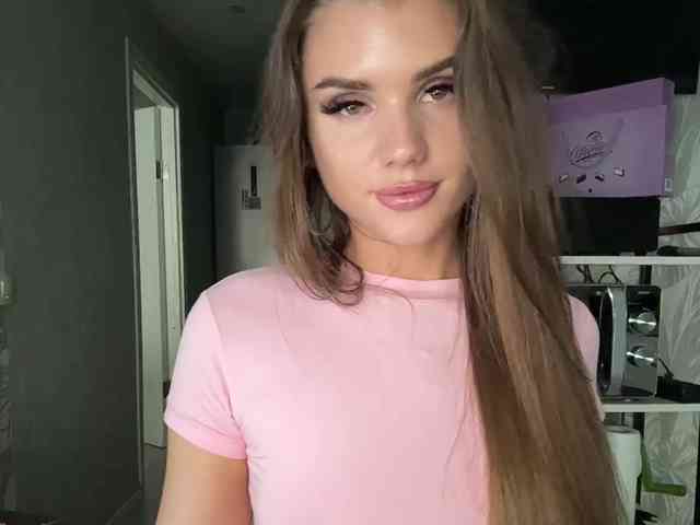 SweetyMia webcam