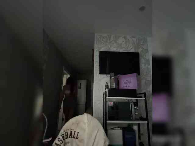 SweetyMia webcam