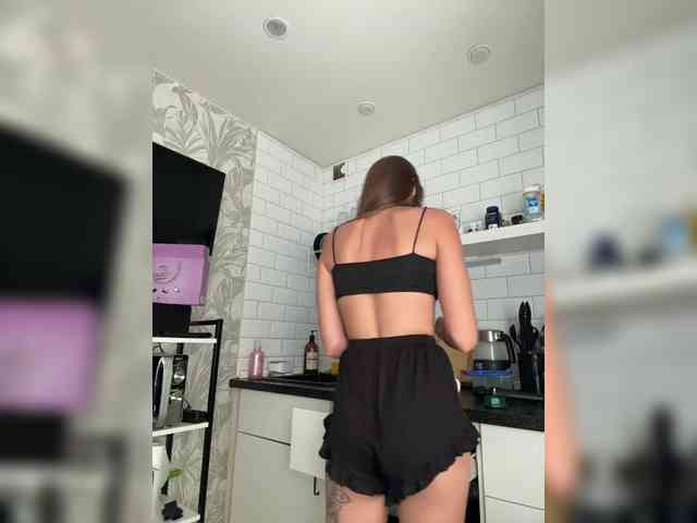 SweetyMia webcam