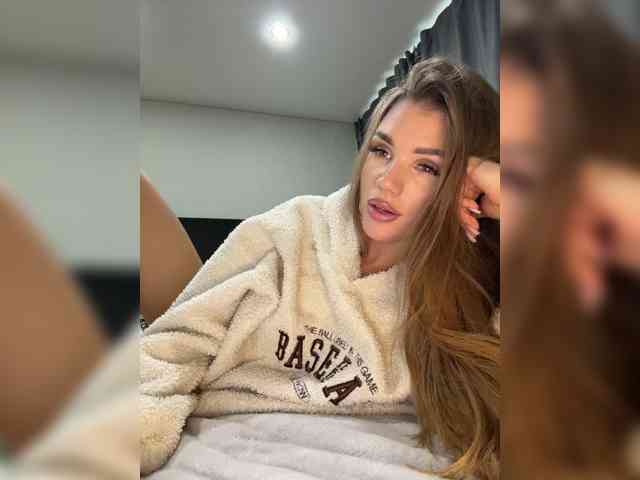 SweetyMia webcam