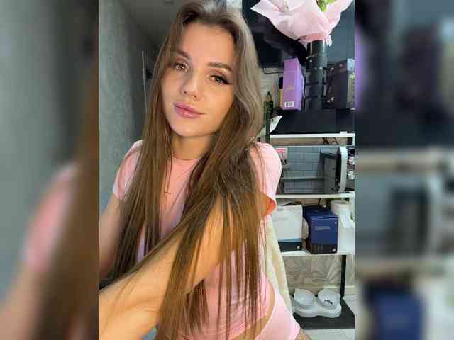 SweetyMia webcam