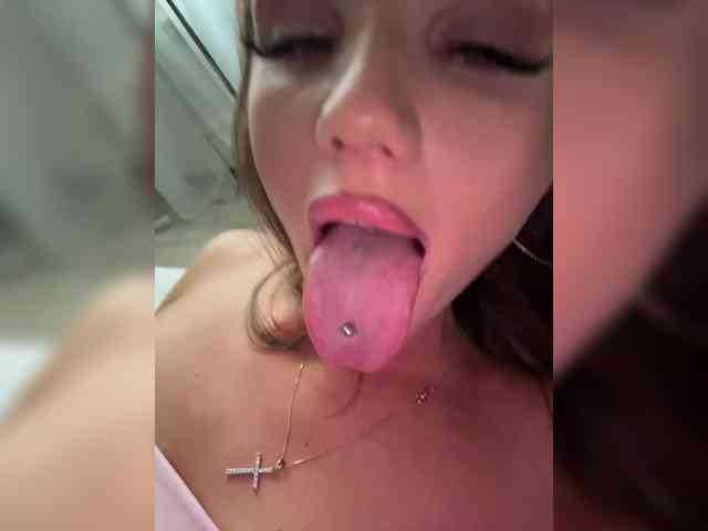 role play cam SweetyMia