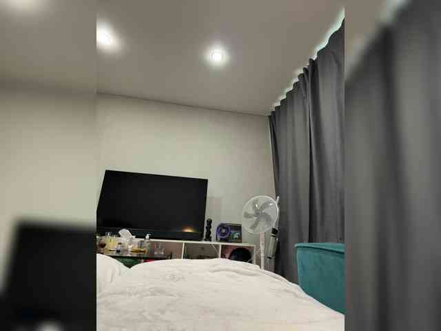 SweetyMia webcam