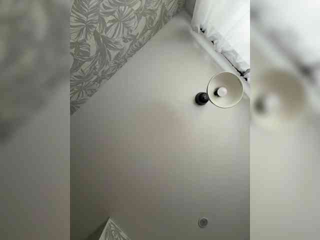 SweetyMia webcam