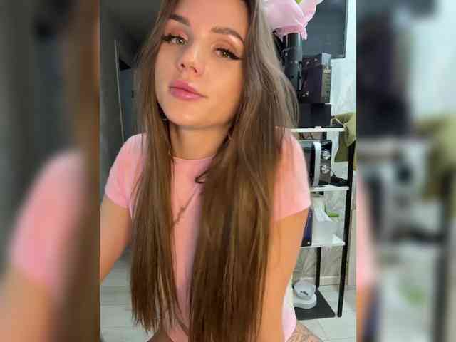 SweetyMia webcam