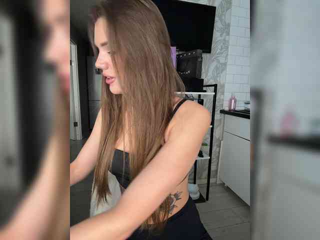 Model: SweetyMia